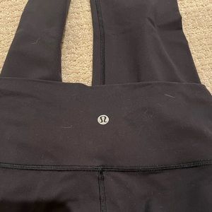 Lululemon wunder under crops